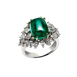cabochon emerald diamond ring pantone emerald